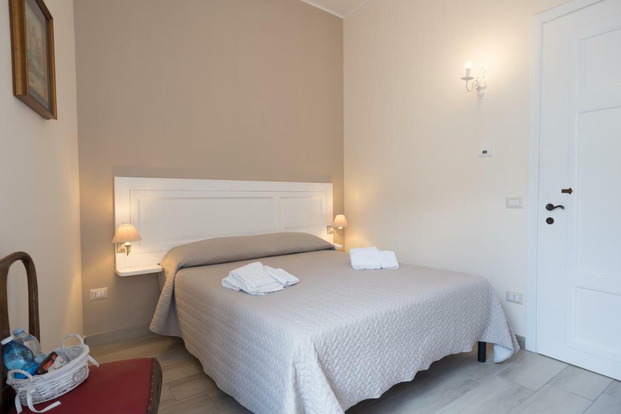 B&B Supportico Lopez Neapel Exteriör bild